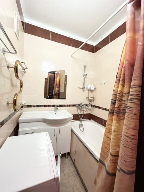 2 комн., 51 м², 112 серия, Областная больница, рынок "Манньыаттаах" 6