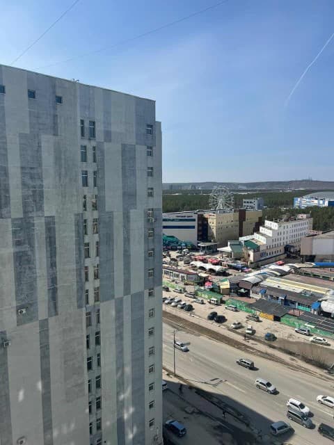 1 комн., 42 м², Монолитно-каркасный, Крестьянский рынок, стадион "Туймаада" 10