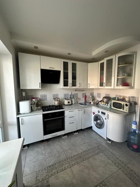 3 комн., 84 м², Монолитно-каркасный, ДСК 8