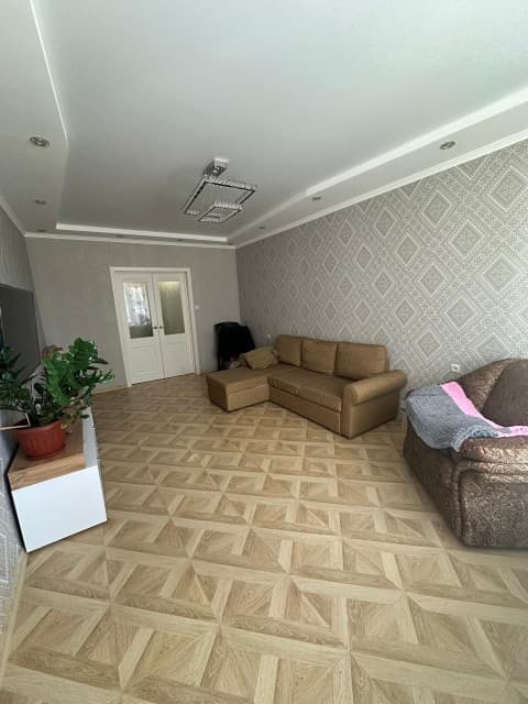 3 комн., 84 м², Монолитно-каркасный, ДСК 3