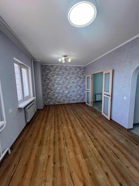 1 комн., 42 м², Монолитно-каркасный, Крестьянский рынок, стадион "Туймаада" 15