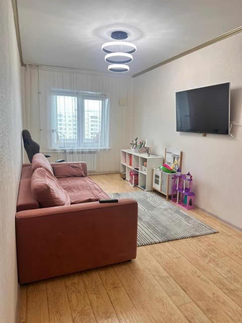 3 комн., 81 м², 112 серия, 202 мкрн. 6