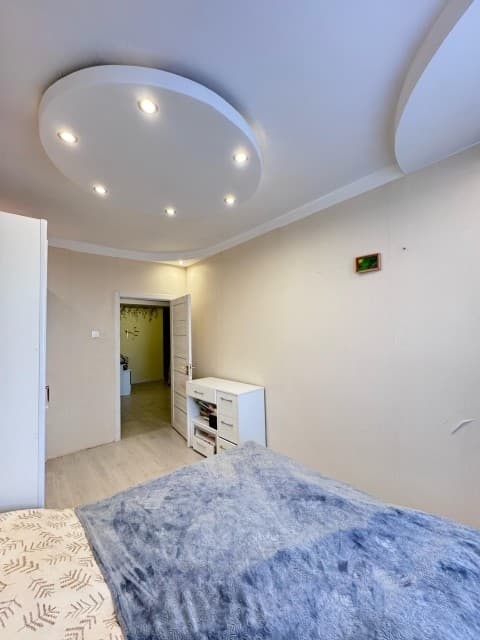 2 комн., 65 м², Блочный, Центр - район пл. Дружбы 9