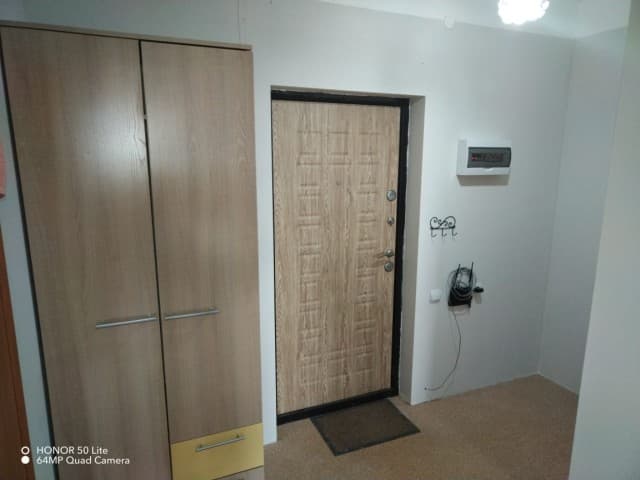 1 комн., 35 м², Монолитно-каркасный, Областная больница, рынок "Манньыаттаах" 2