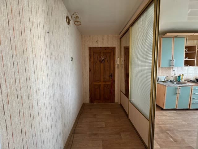 3 комн., Блочный, Площадь Победы