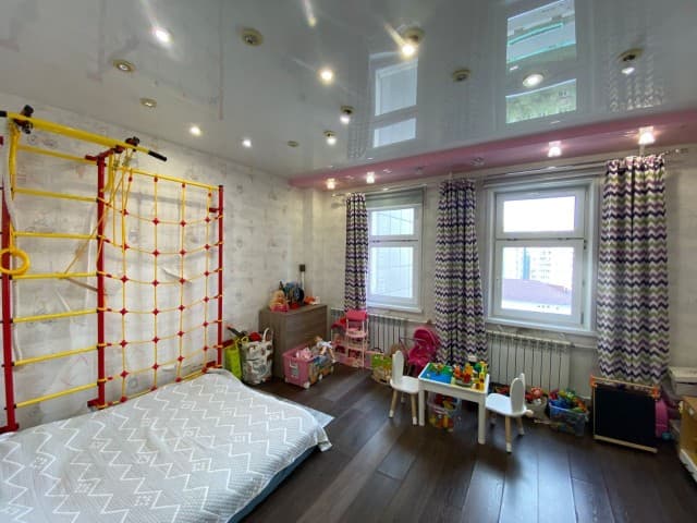 3 комн., 120 м², Монолитно-каркасный, Кинотеатр Лена 8