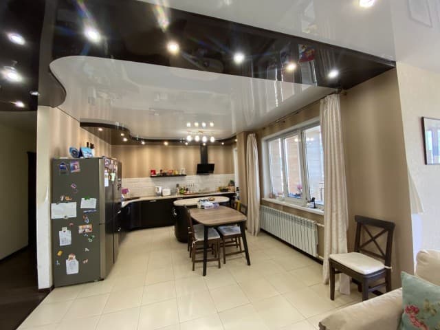 3 комн., 120 м², Монолитно-каркасный, Кинотеатр Лена