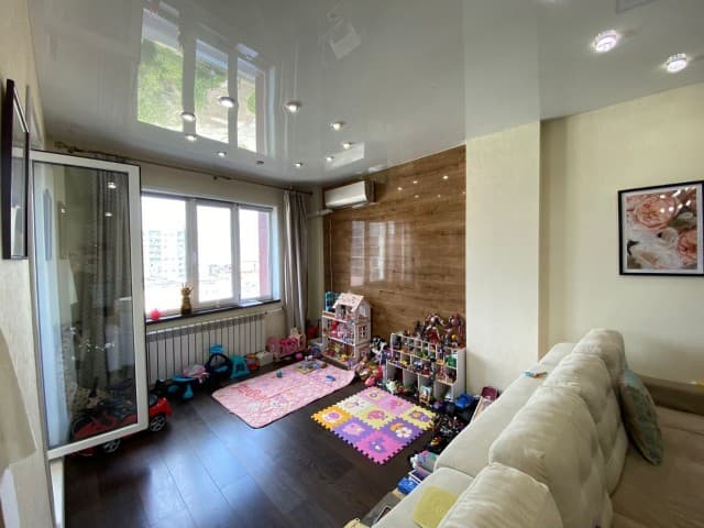3 комн., 120 м², Монолитно-каркасный, Кинотеатр Лена 4
