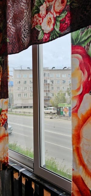 1 комн., 30 м², Блочный, Центр - район пл. Ленина