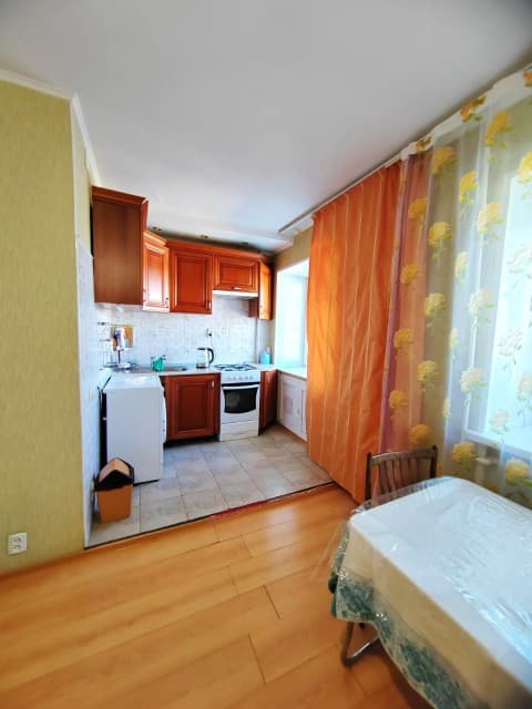 3 комн., 41 м², Хрущевка, Площадь Победы 7