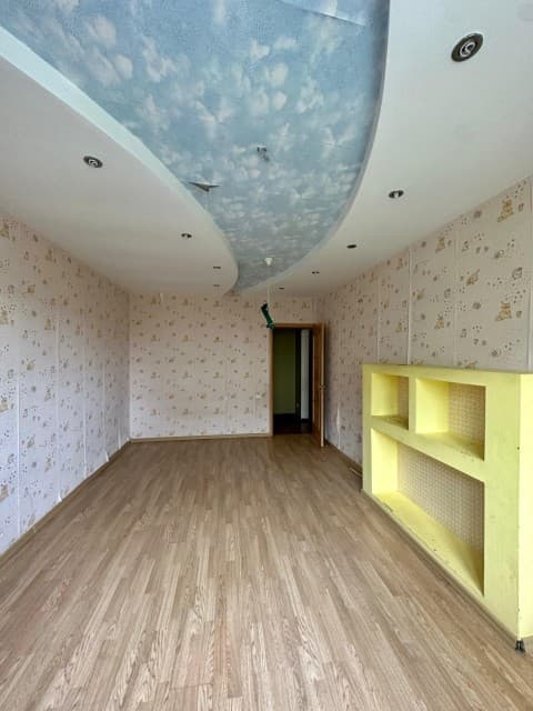 3 комн., 77 м², Инд. планировка, Автовокзал 7