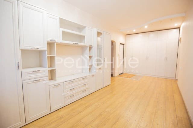 3 комн., 84 м², 112 серия, 202 мкрн.