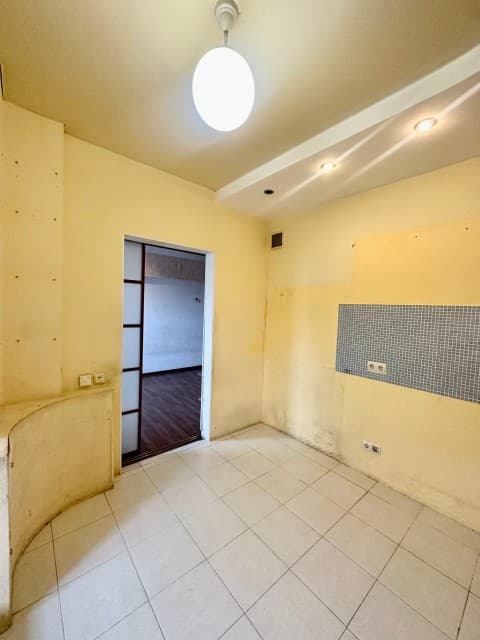 3 комн., 77 м², Инд. планировка, Автовокзал 5