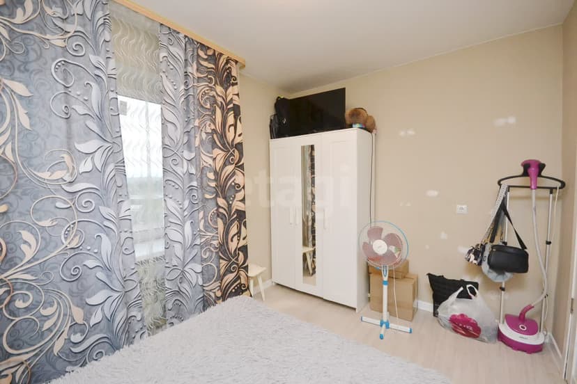 2 комн., 43 м², Инд. планировка 4
