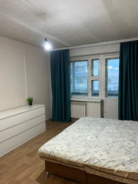 1 комн., 30 м², Блочный, Поликлиника 1 4
