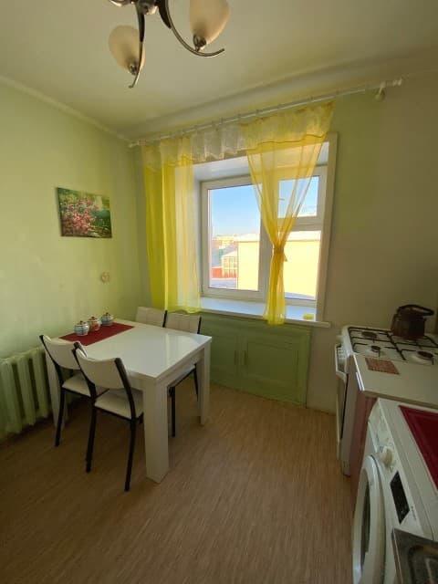 2 комн., 47 м², Инд. планировка, Площадь Победы 3