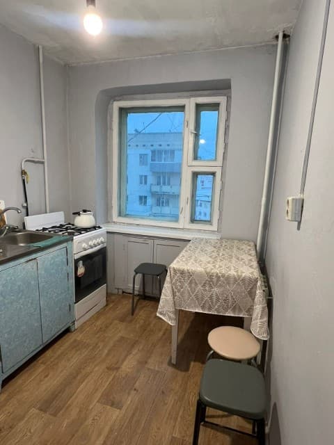 1 комн., 30 м², Блочный, Поликлиника 1 8