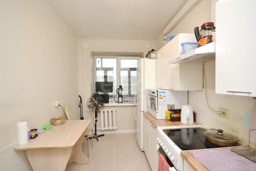 2 комн., 43 м², Инд. планировка 2