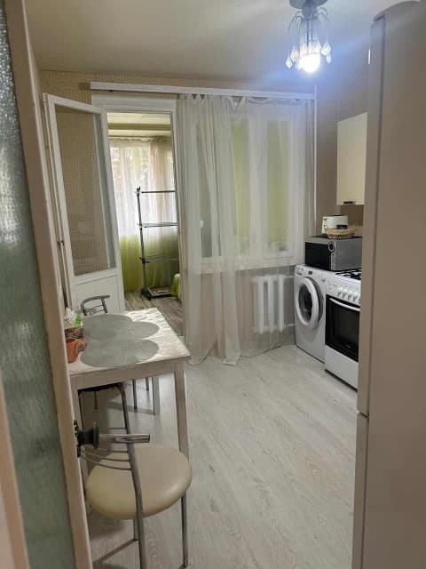1 комн., 40 м², Каркасно-щитовой