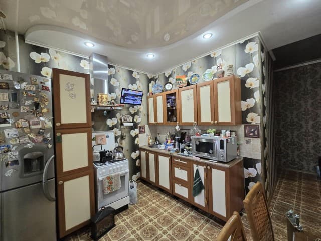 3 комн., 77 м², 112 серия, Авиапорт 4