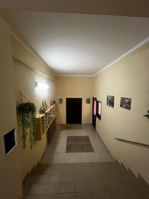 1 комн., 38 м², Монолитно-каркасный, Крытый рынок 8