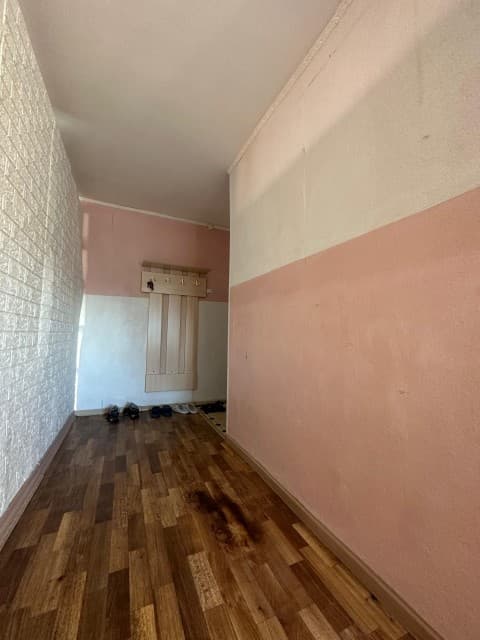 1 комн., 31 м², Блочный, Областная больница, рынок "Манньыаттаах" 12