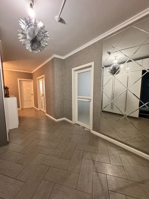 3 комн., 95 м², Монолитно-каркасный, Залог