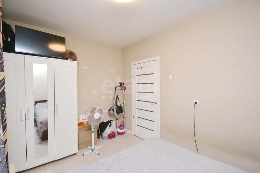 2 комн., 43 м², Инд. планировка 8