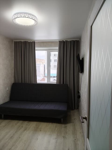 3 комн., 60 м², КПД, Крытый рынок 7