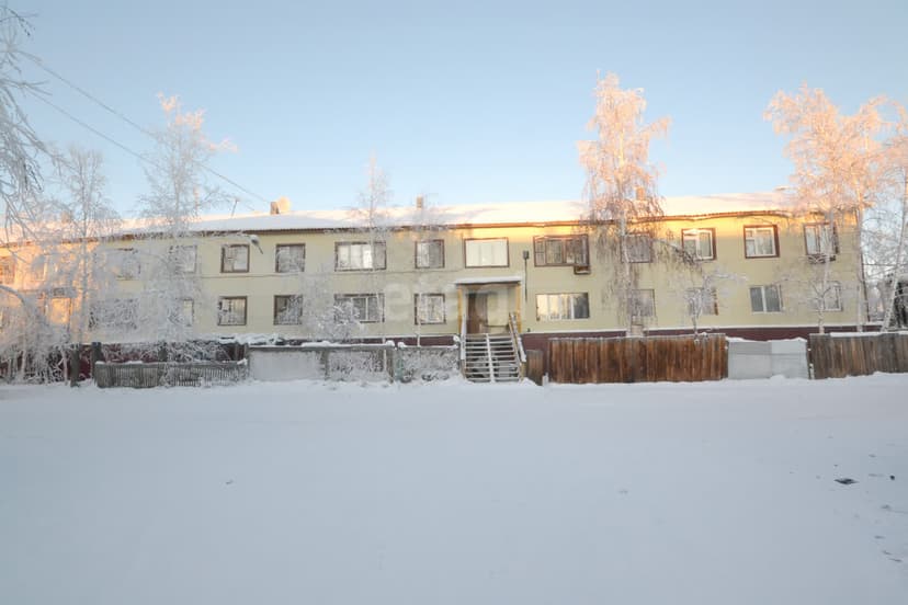 4 комн., 81 м², Дерев. б/у 9