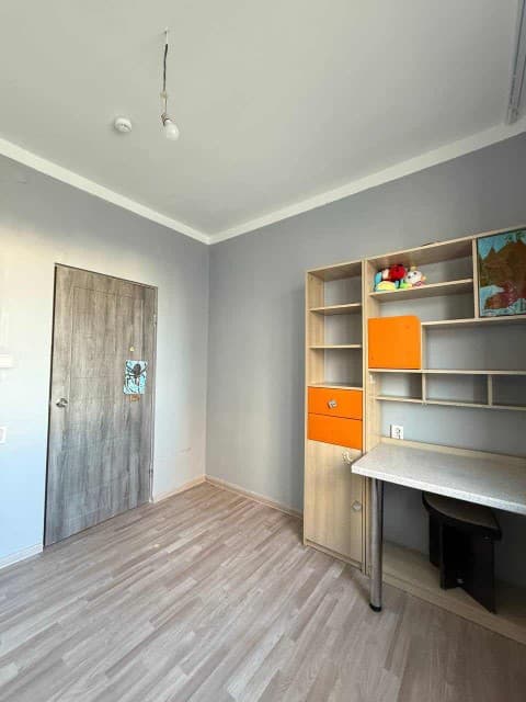 2 комн., 47 м², Блочный, Звездный 9