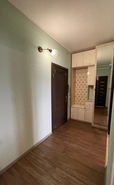 1 комн., 38 м², Монолитно-каркасный, Крытый рынок 5