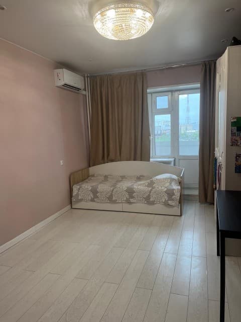 3 комн., 55 м², Блочный, 26 школа 2
