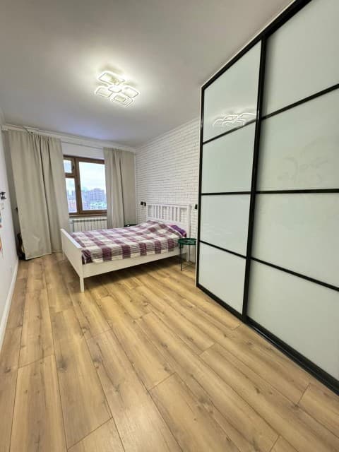 3 комн., 65 м², Монолитно-каркасный, Апельсин 8