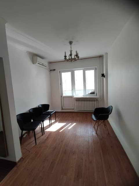 1 комн., 36 м², Монолитно-каркасный, Крестьянский рынок, стадион "Туймаада" 2