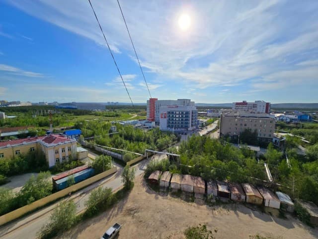 1 комн., 35 м², Блочный, Областная больница, рынок "Манньыаттаах"