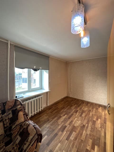 1 комн., 31 м², Блочный, Областная больница, рынок "Манньыаттаах" 7