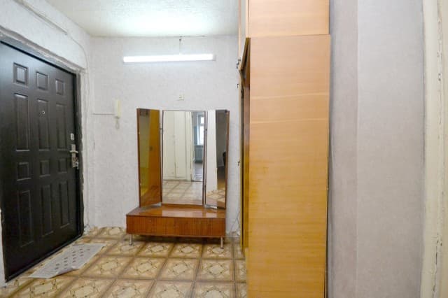 3 комн., 62 м², КПД, Крытый рынок 9