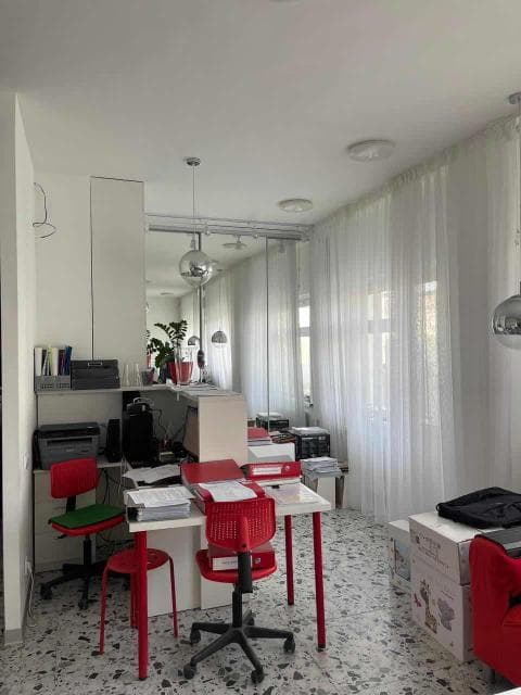 3 комн., 83 м², Инд. планировка, Кинотеатр Лена 6