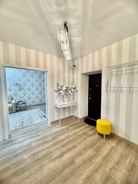 3 комн., 76 м², Инд. планировка, 26 школа 14