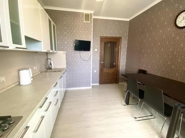 2 комн., 58 м², Инд. планировка, Авиапорт 2