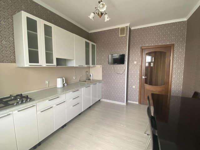 2 комн., 58 м², Инд. планировка, Авиапорт 3