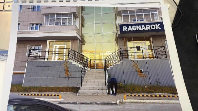 3 комн., 83 м², Инд. планировка, Кинотеатр Лена 8