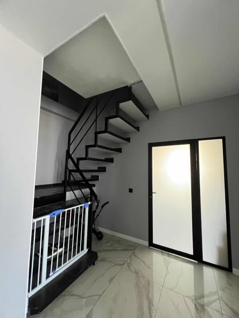 Больше 4 комн., 200 м², Инд. планировка, Залог 2