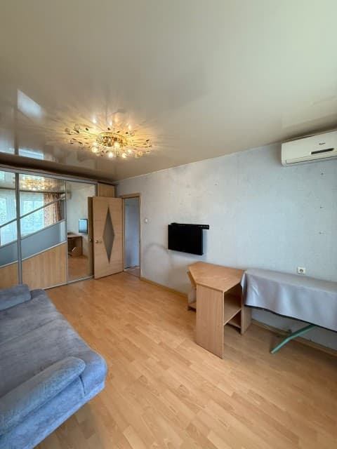1 комн., 38 м², КПД, Автовокзал 2