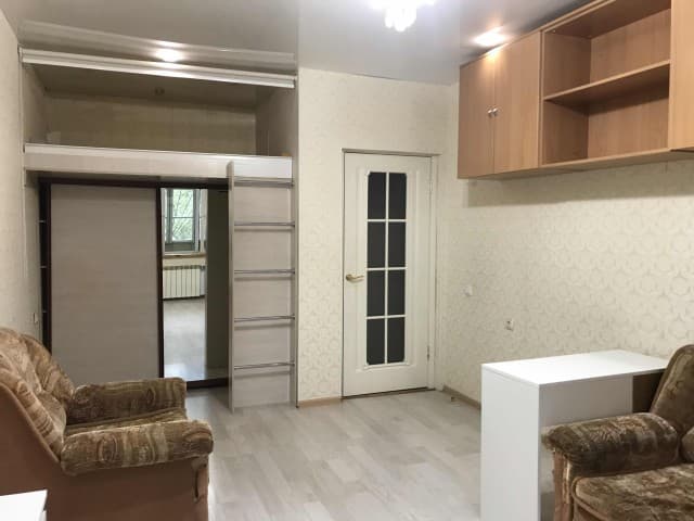 1 комн., 37 м², Блочный, 16 квартал