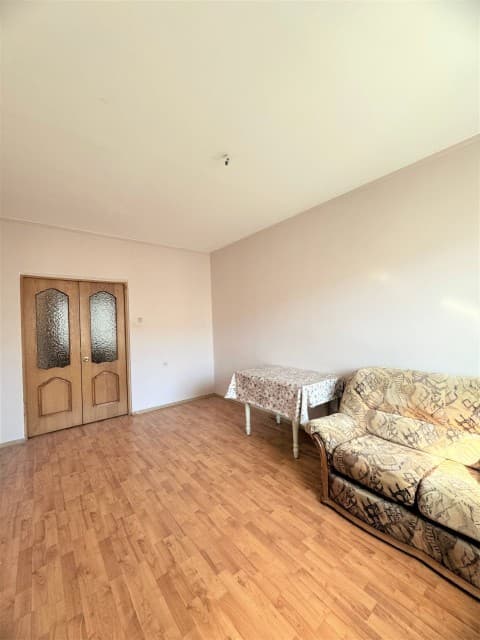 2 комн., 60 м², Монолитно-каркасный, Центр - район пл. Ленина 9