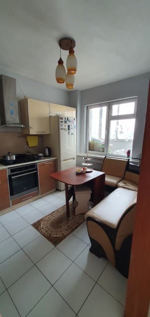 1 комн., 36 м², Блочный, Крестьянский рынок, стадион "Туймаада" 13
