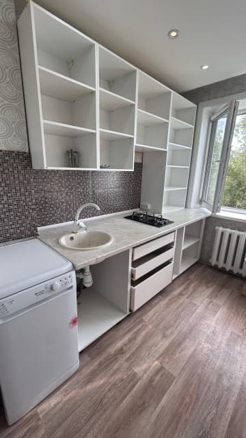 1 комн., 35 м², КПД, Центр - район пл. Дружбы 4