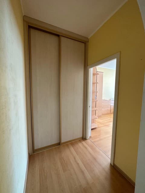 3 комн., 77 м², 112 серия, 202 мкрн. 9